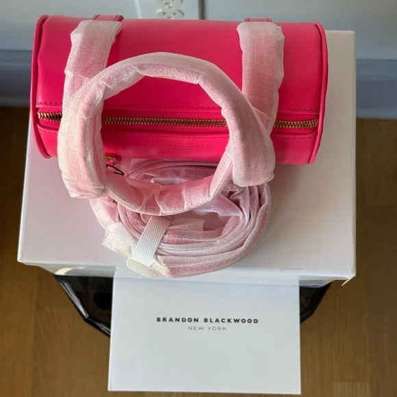 Brandon Blackwood Mini Duffle Pink - Picture 4 of 13